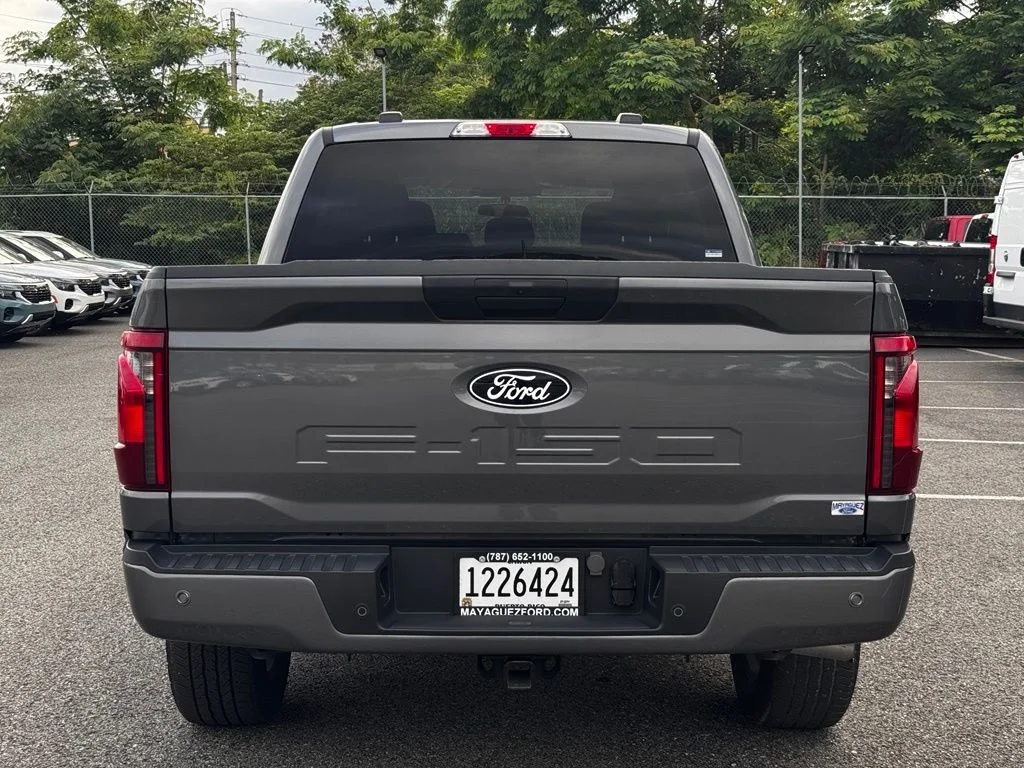 Used 2024  Ford STX image 10