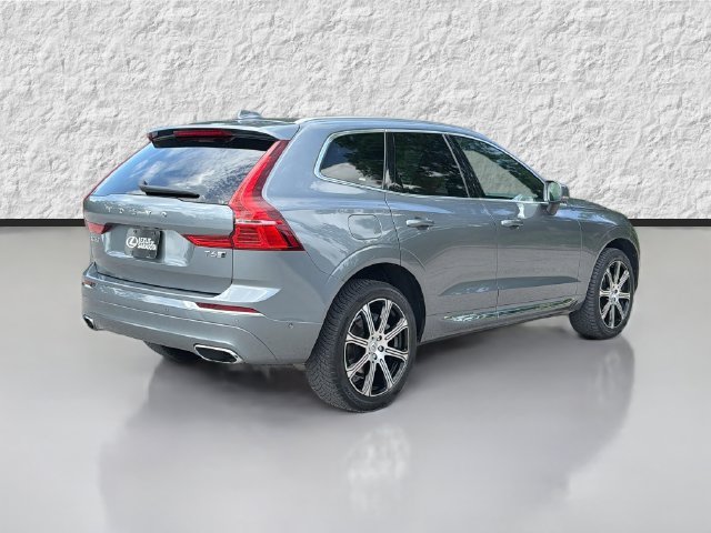 Used 2019 Gray Metallic Volvo Inscription image 3