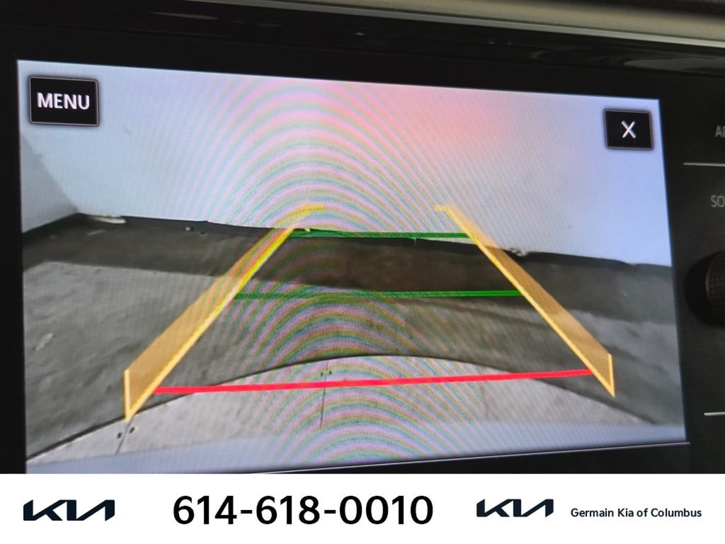 Used 2018  Volkswagen SEL image 33