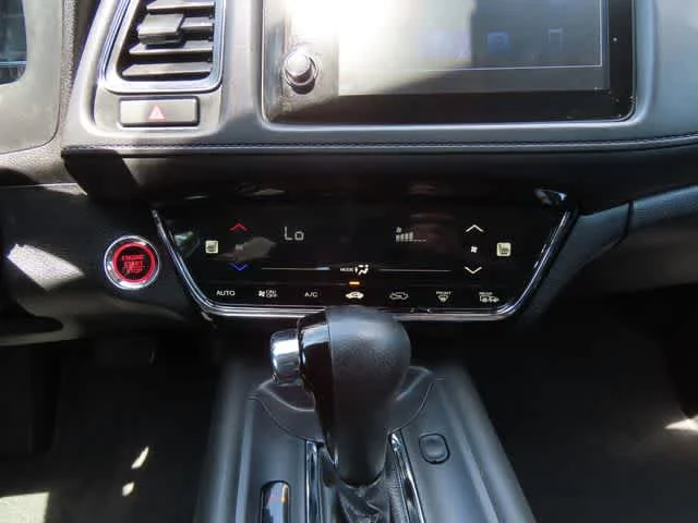 Used 2020 Crystal Black Pearl Honda EX image 19