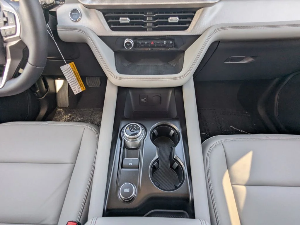 New 2026 Vapor Blue Metallic Ford Active image 20