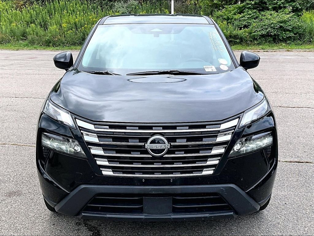 Used 2026 Black Nissan SV image 2