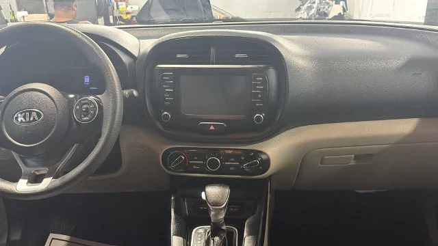 Used 2020 Silver Kia LX image 17