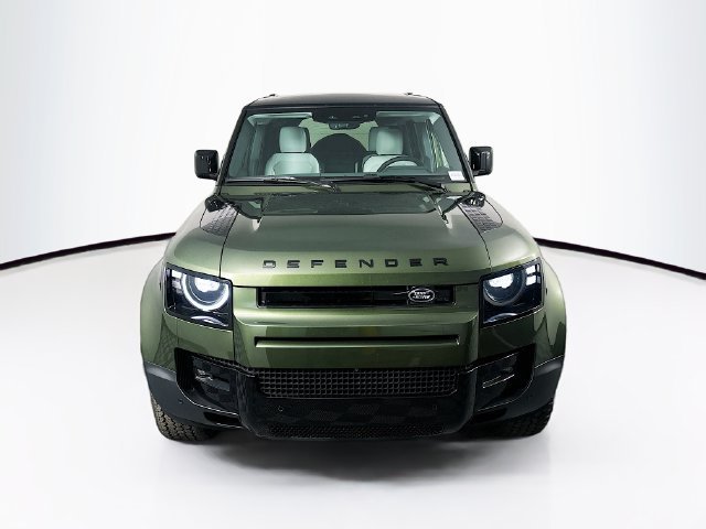 Used 2026 Green Land Rover S image 2