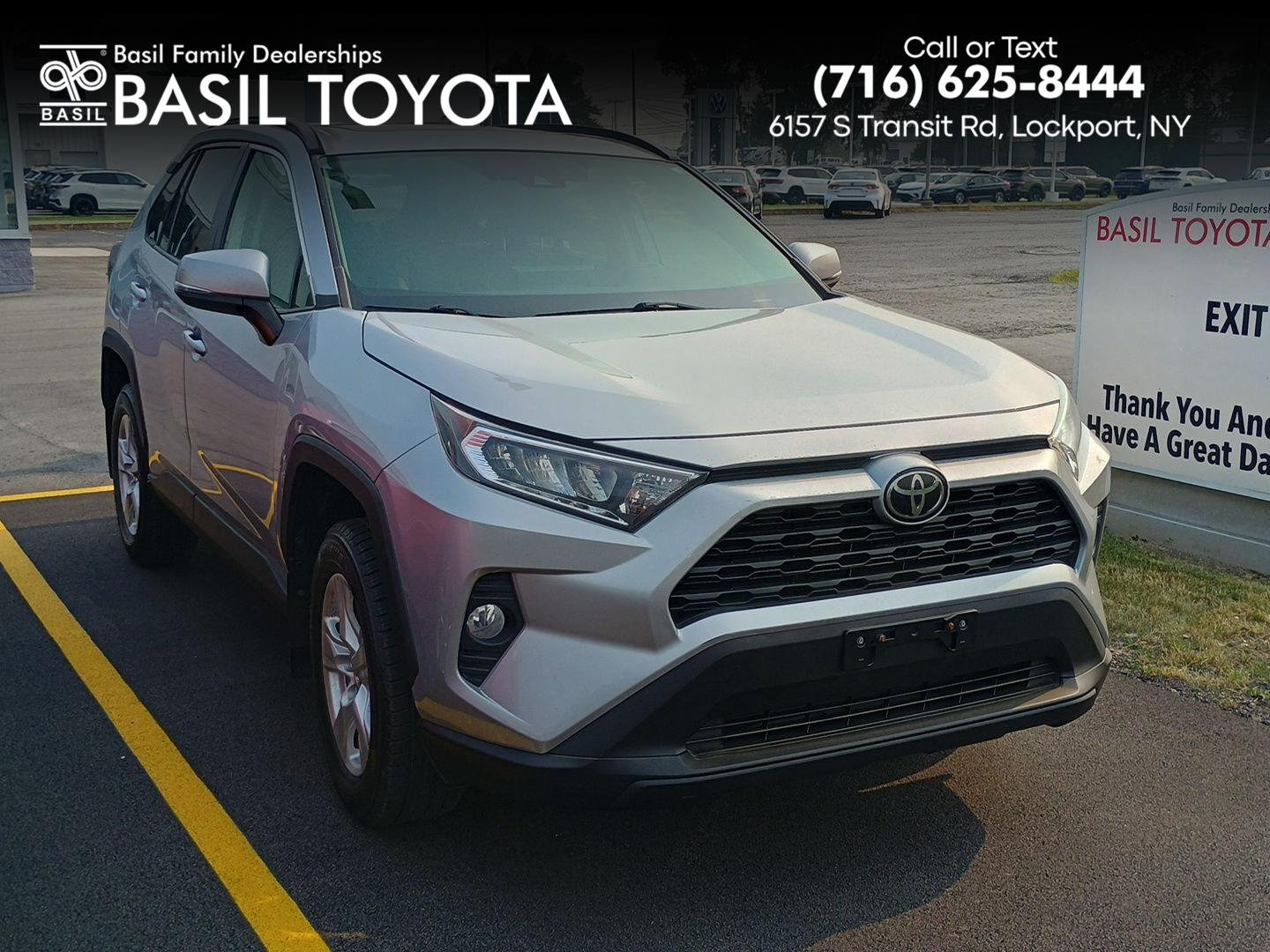 Used 2019 Silver Sky Metallic Toyota XLE image 1