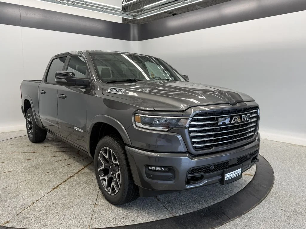 New 2026 Granite Crystal Metallic Clear-Coat Exterior Paint Ram Laramie image 3