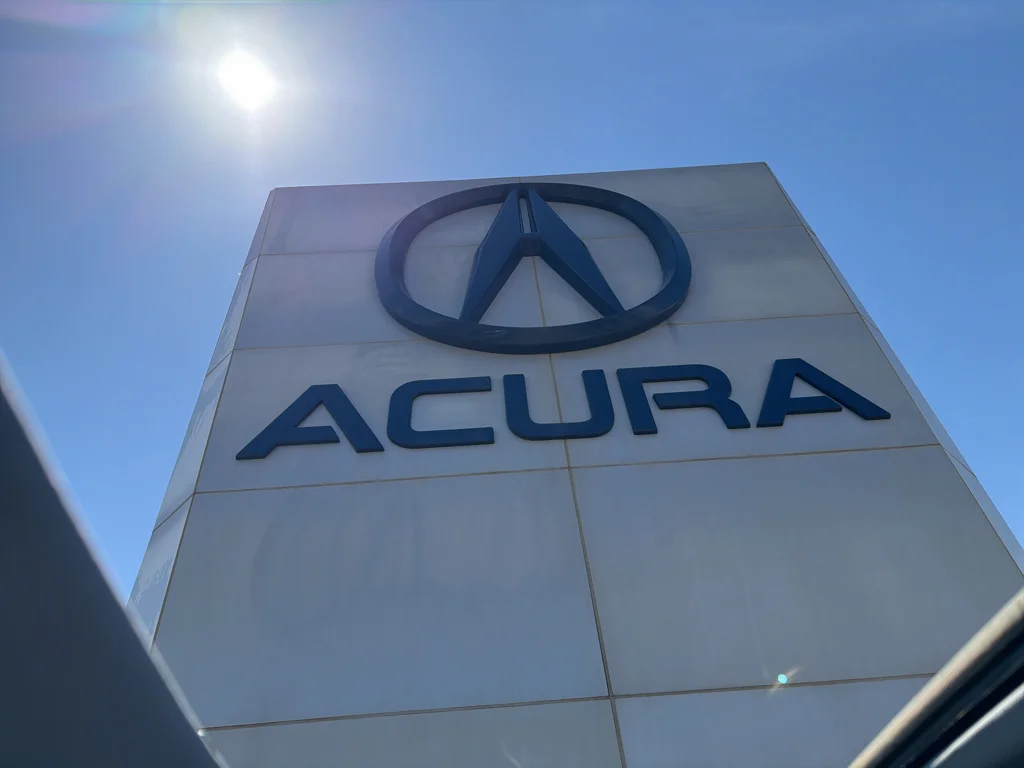 Used 2019 Gunmetal Metallic Acura Sport Hybrid w/Advance Pkg image 2