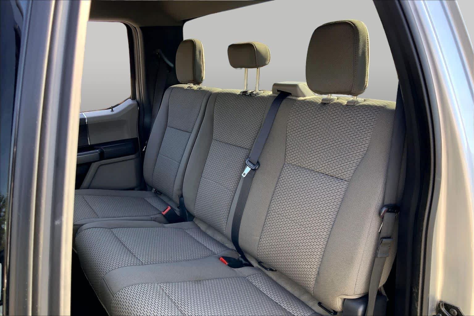 Used 2022 Iconic Silver Ford XLT image 21