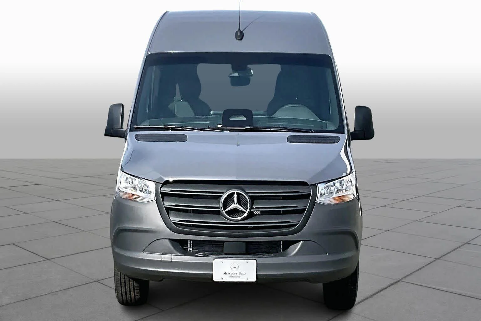 New 2025 D03/High roof Mercedes-Benz  image 3