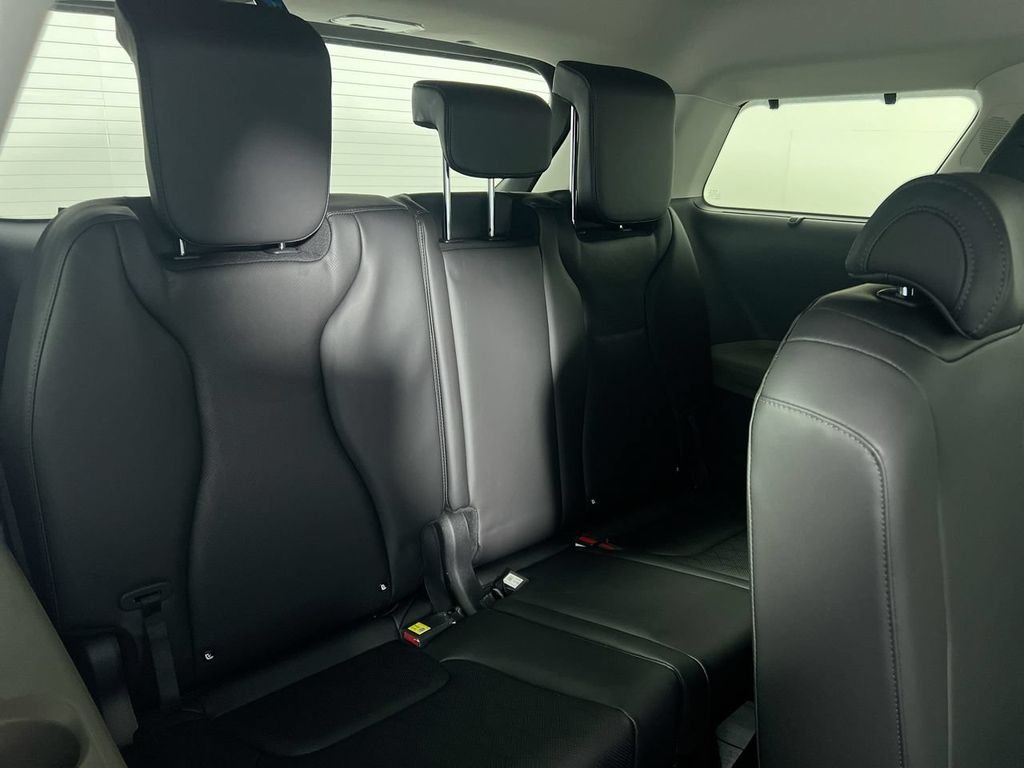 Certified Used 2026 White Kia EX image 27