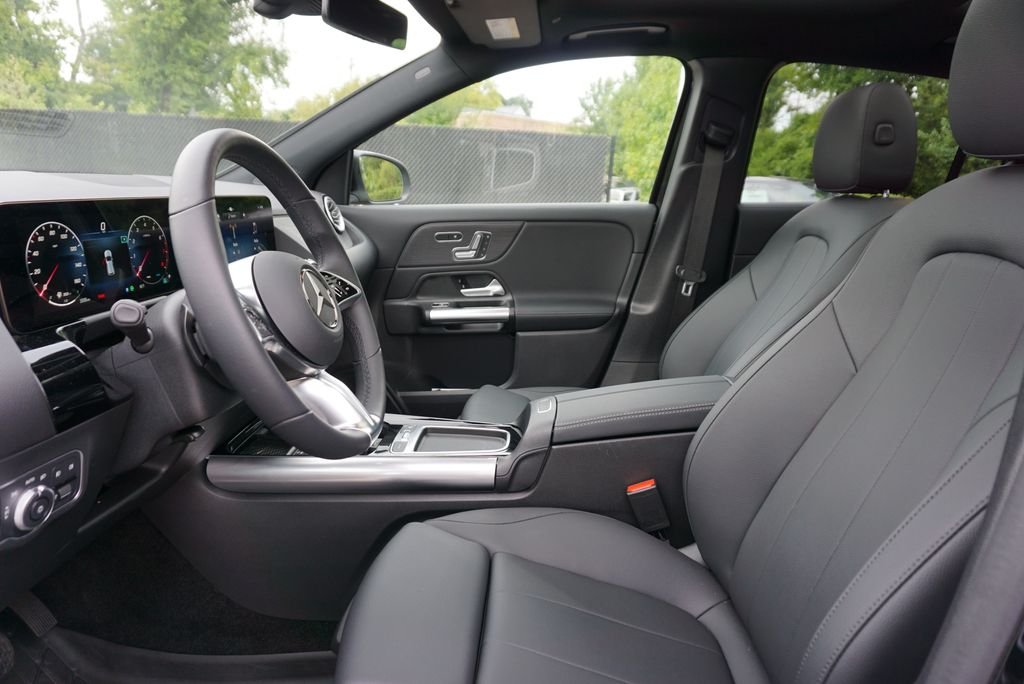 2025 Mercedes-Benz GLA GLA250 - Photo 9