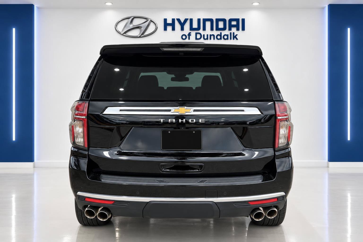 Used 2022 Black Chevrolet High Country image 6