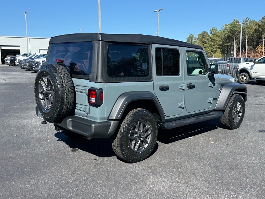 New 2026 Anvil Clear-Coat Exterior Paint Jeep Sport S image 3