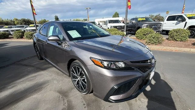 Used 2023 Predawn Gray Mica Toyota SE image 2