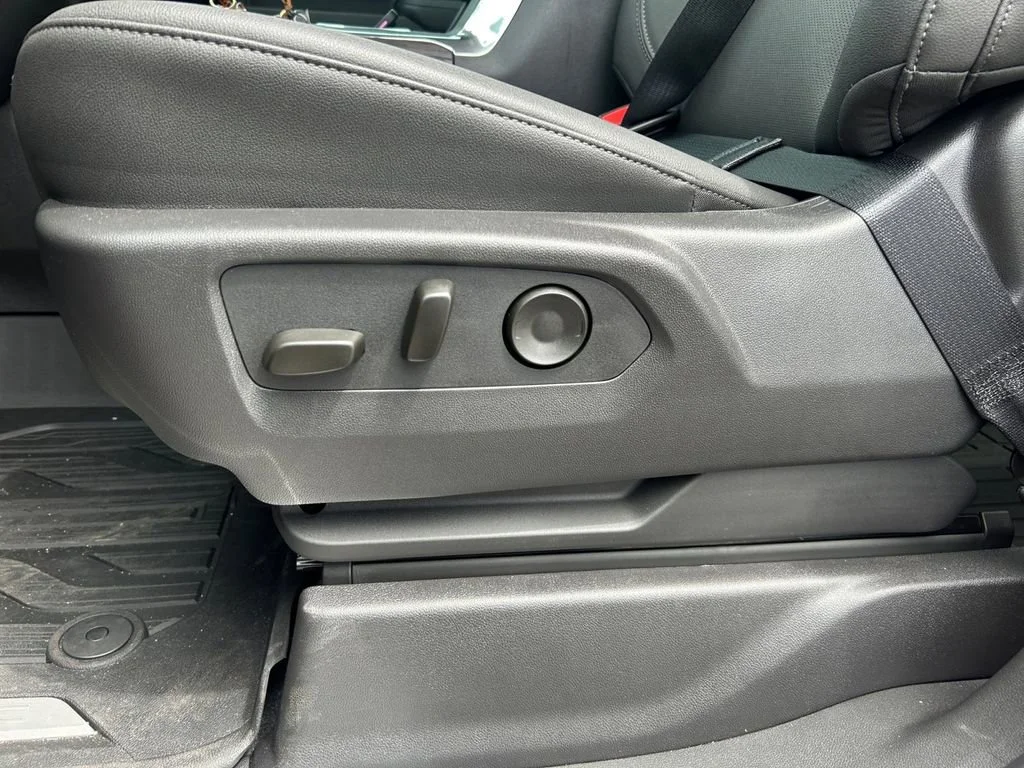 2026 GMC Sierra 2500HD SLT - Photo 33