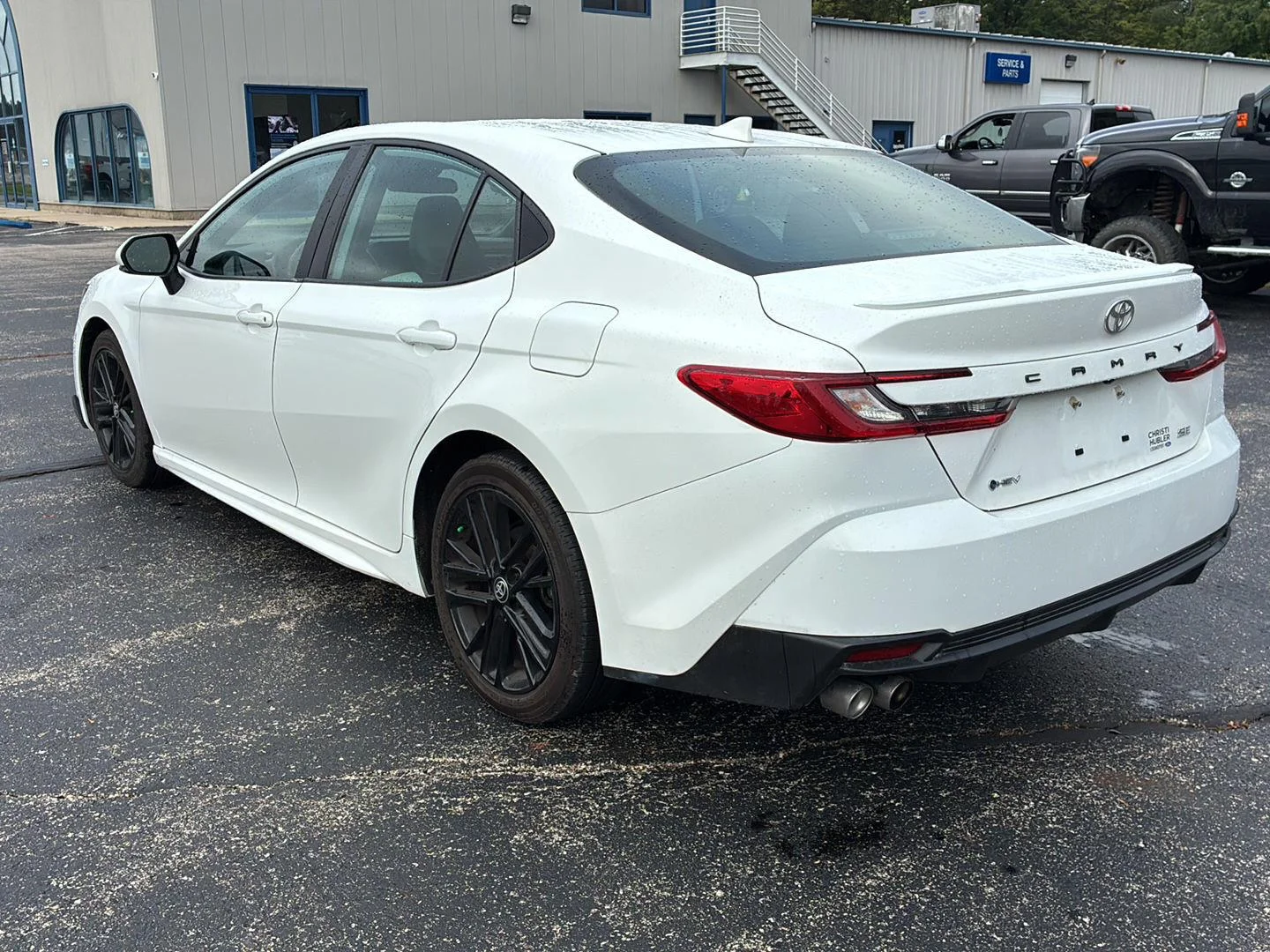 Used 2025 Ice Toyota XSE image 3