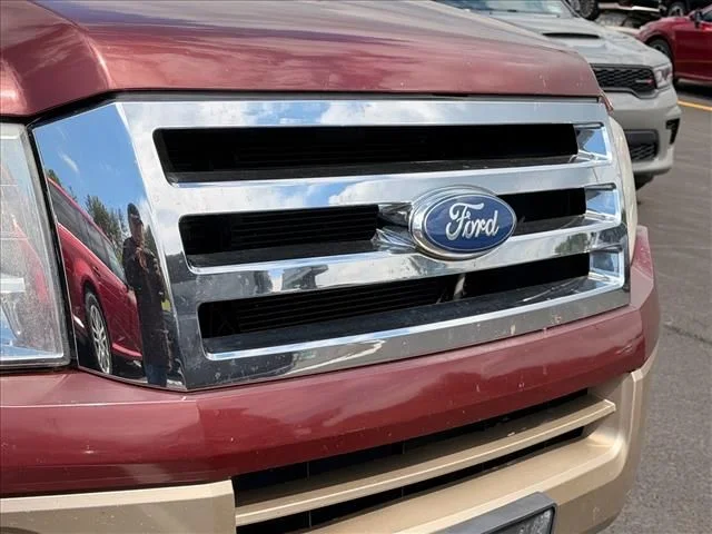 Used 2012 Red Ford XLT image 5