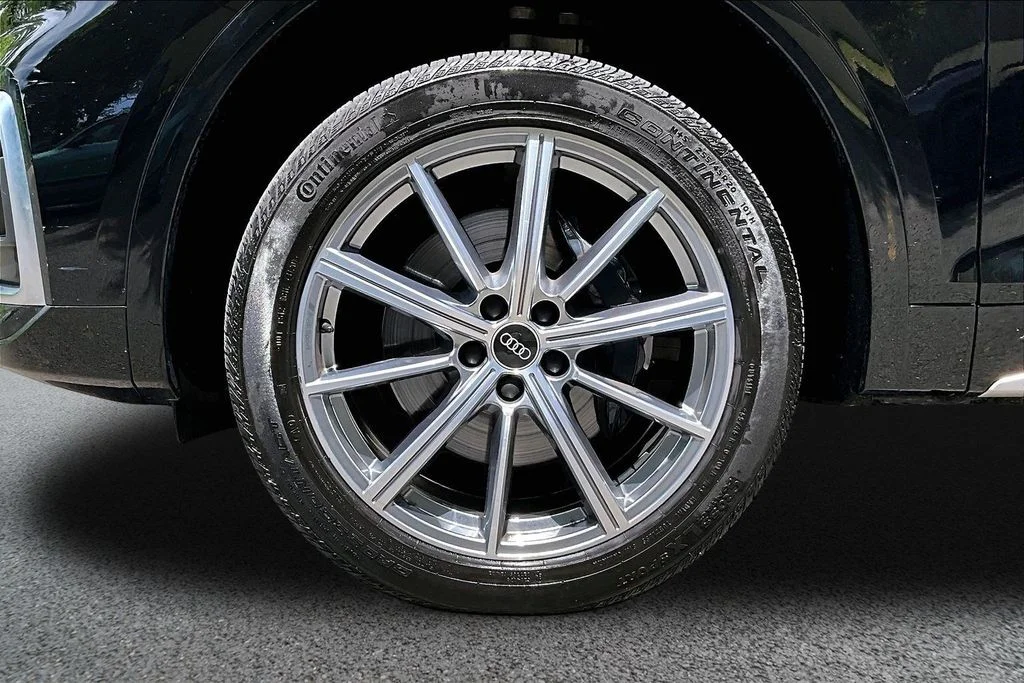Used 2021 Black Audi Premium Plus image 34