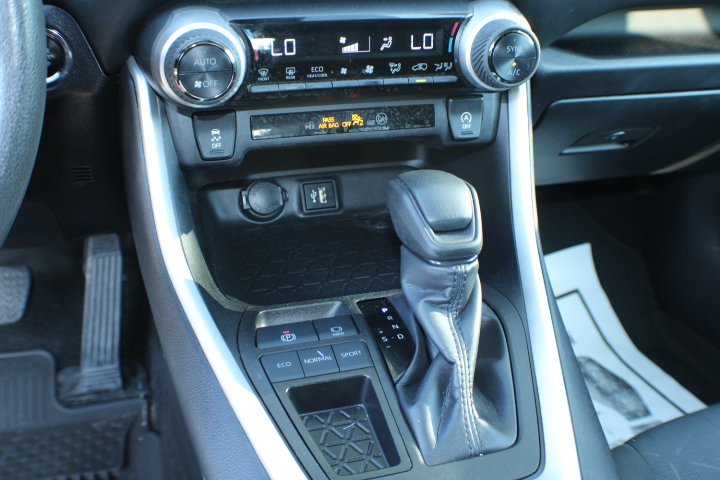 Used 2024 Ice Cap Toyota XLE image 11