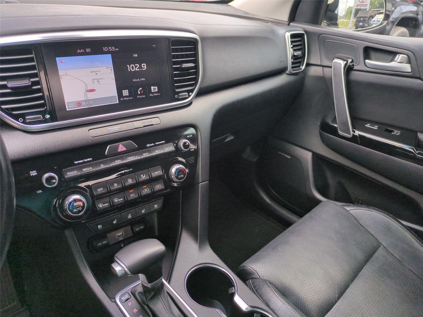Used 2022 Snow White Pearl Kia EX image 24
