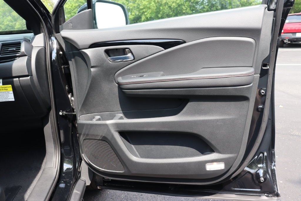 New 2026 Crystal Black Pearl Honda Black Edition image 19