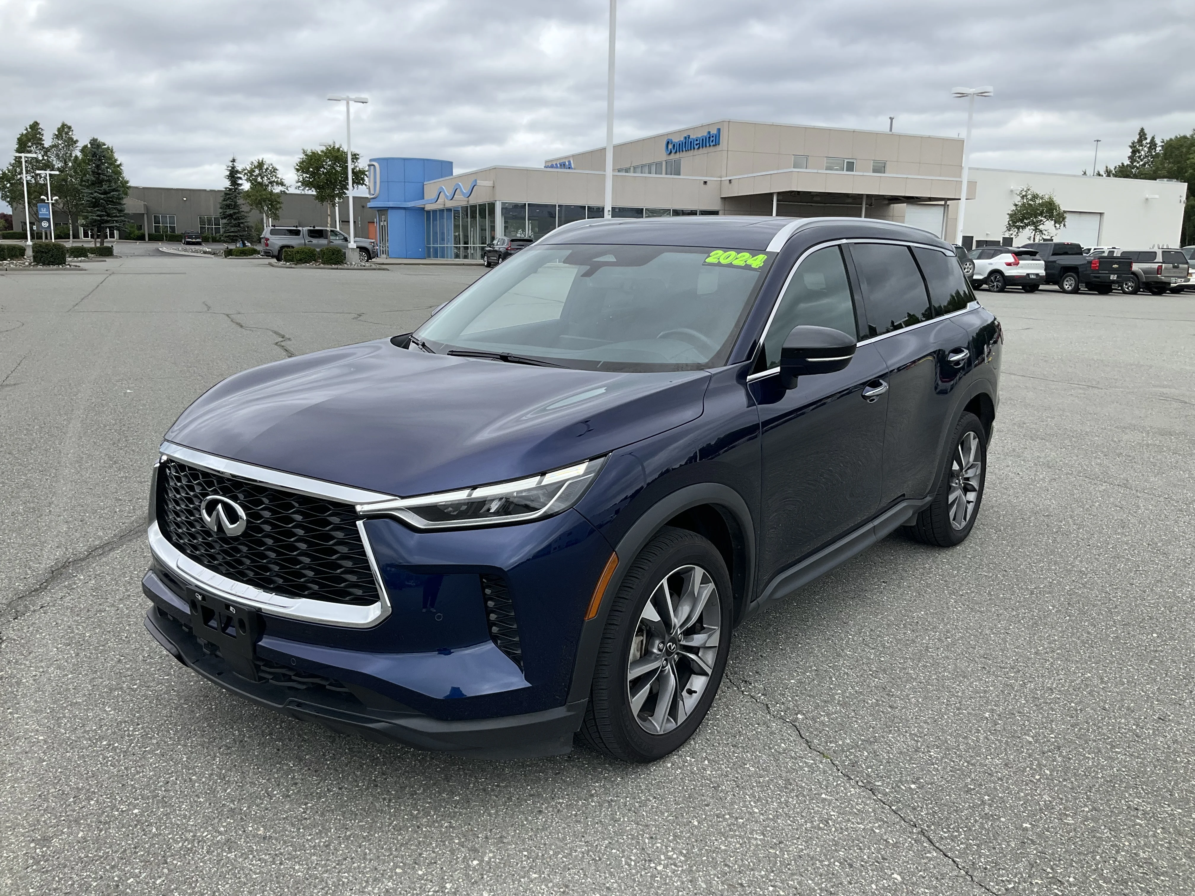 Used 2024 Grand Blue INFINITI LUXE image 1