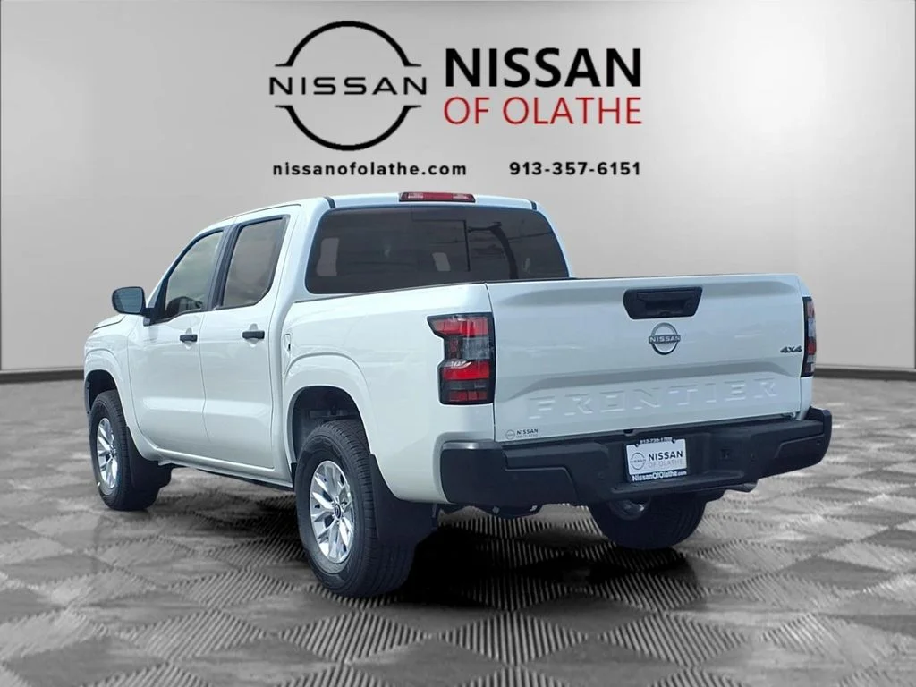 New 2026 Glacier White Nissan Crew Cab S image 3