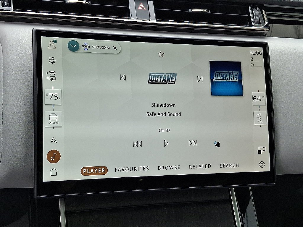Used 2026 Fuji White Land Rover S image 14