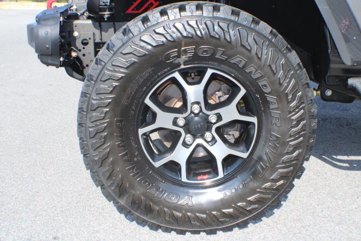 Used 2020 Gray Jeep Rubicon 4x4 image 5