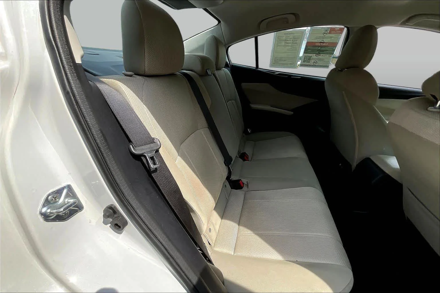 Used 2023 Crystal White Pearl Subaru  image 39