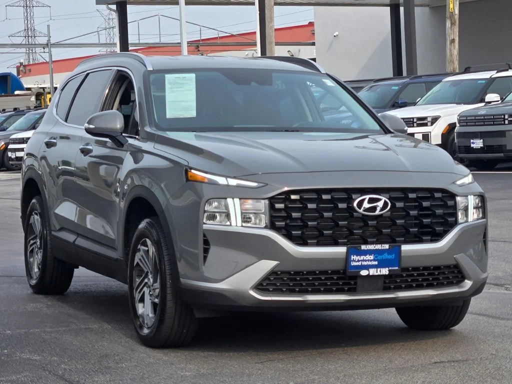 Used 2023 Gray Hyundai SEL image 4