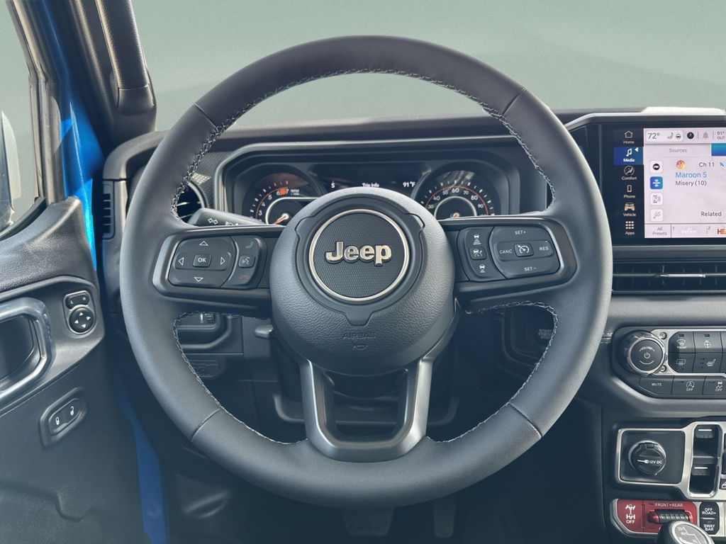 New 2026 Hydro Blue Pearl-Coat Exterior Paint Jeep Rubicon image 21