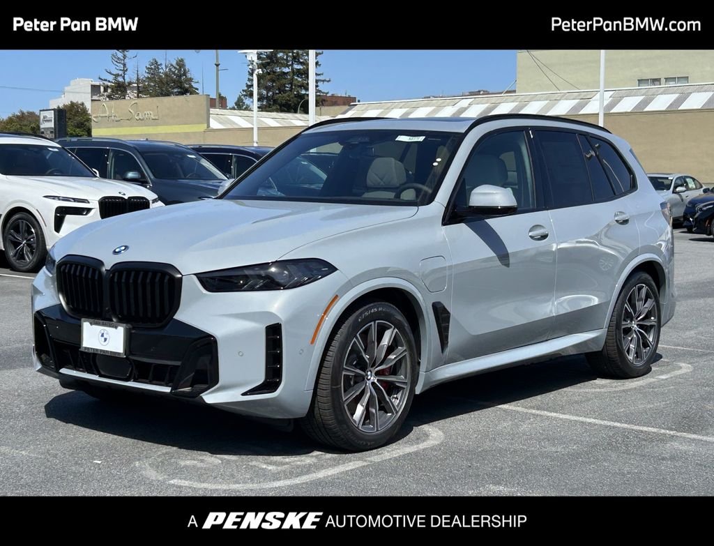 2026 BMW X5 xDrive50e's photo