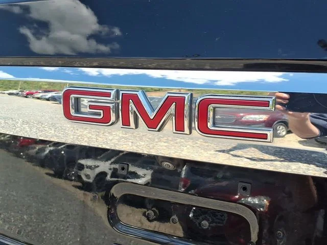 Used 2024 Black GMC SLT image 41
