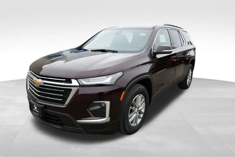 Used 2023 Chevrolet Traverse 3LT with VIN 1GNEVHKW1PJ200954 for sale in North Branch, Minnesota