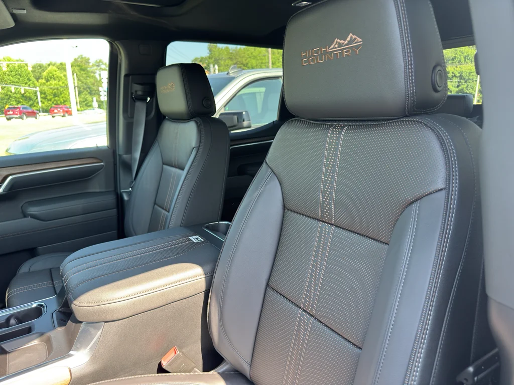 2026 Chevrolet Silverado 1500 High Country - Photo 17