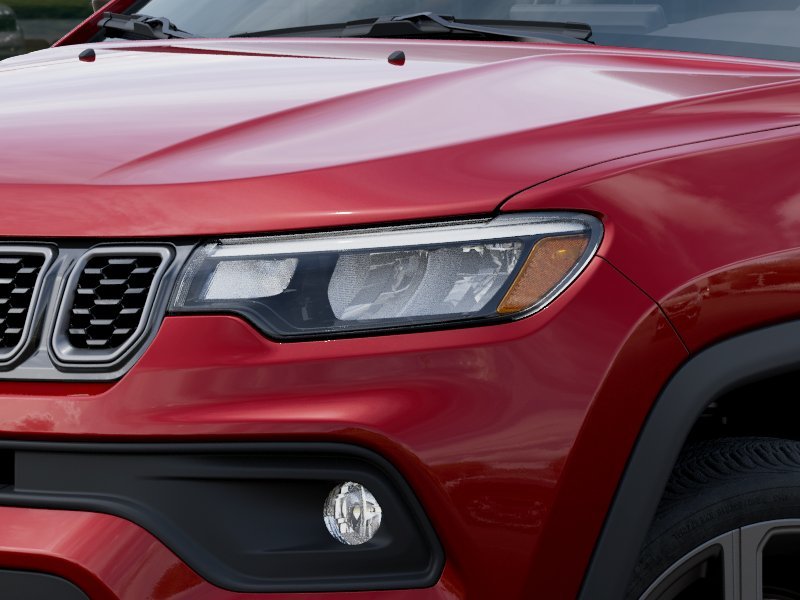 New 2026 Red Hot Pearlcoat Jeep Latitude image 41
