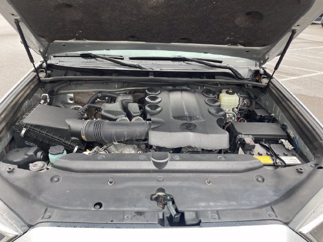 Used 2022 Silver Toyota SR5 Premium image 22