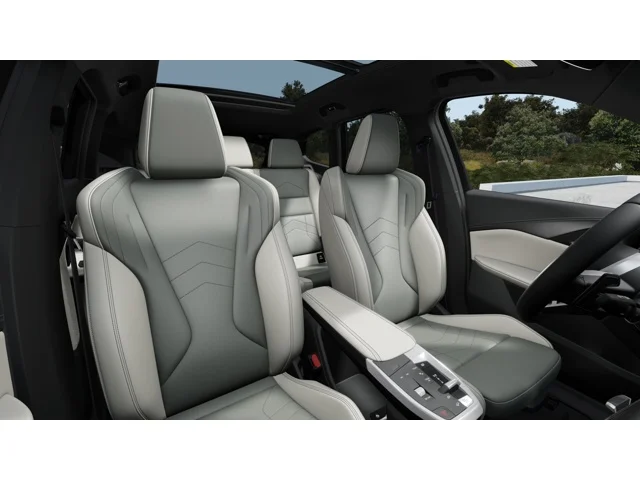 New 2026 Black Sapphire Metallic BMW xDrive28i image 11