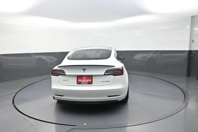 Used 2022  Tesla Long Range image 56