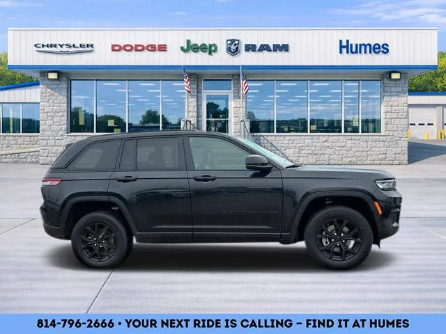 New 2025 Diamond Black Crystal Pearl-Coat Exterior Paint Jeep  image 2