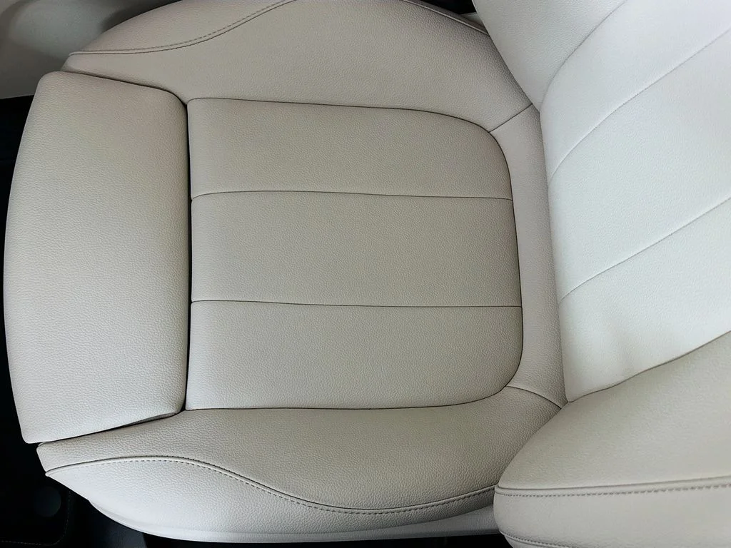 Used 2026 White Mercedes-Benz GLA 250 image 17