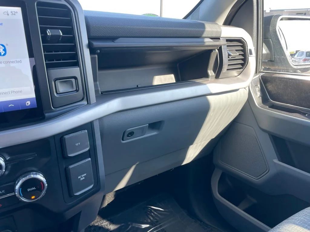 Used 2022 Silver Ford XLT image 52