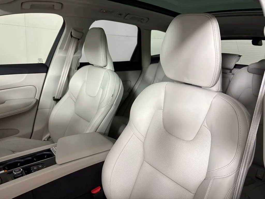 New 2026 Vapour Grey Volvo Ultra image 19