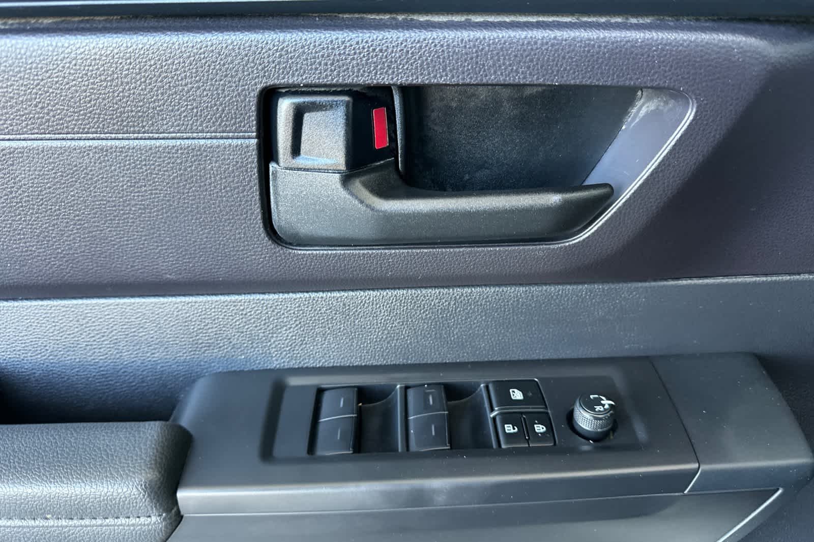 Used 2023 Ice Cap Toyota SR image 11