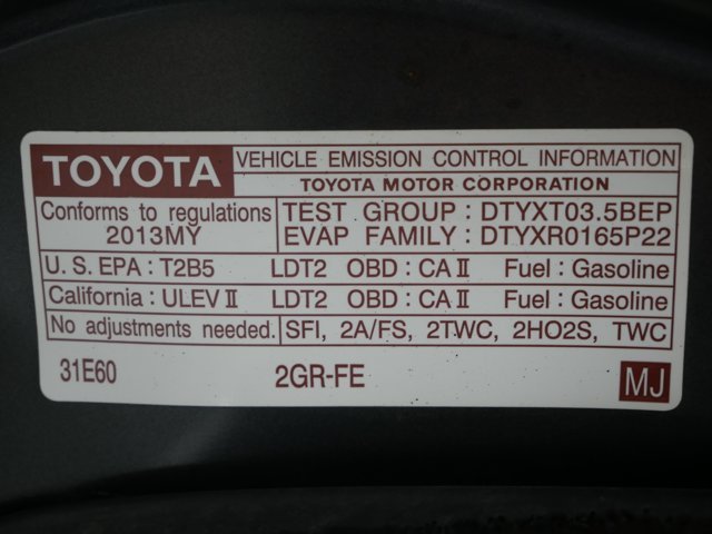 Used 2013 Magnetic Gray Metallic Toyota Limited image 34