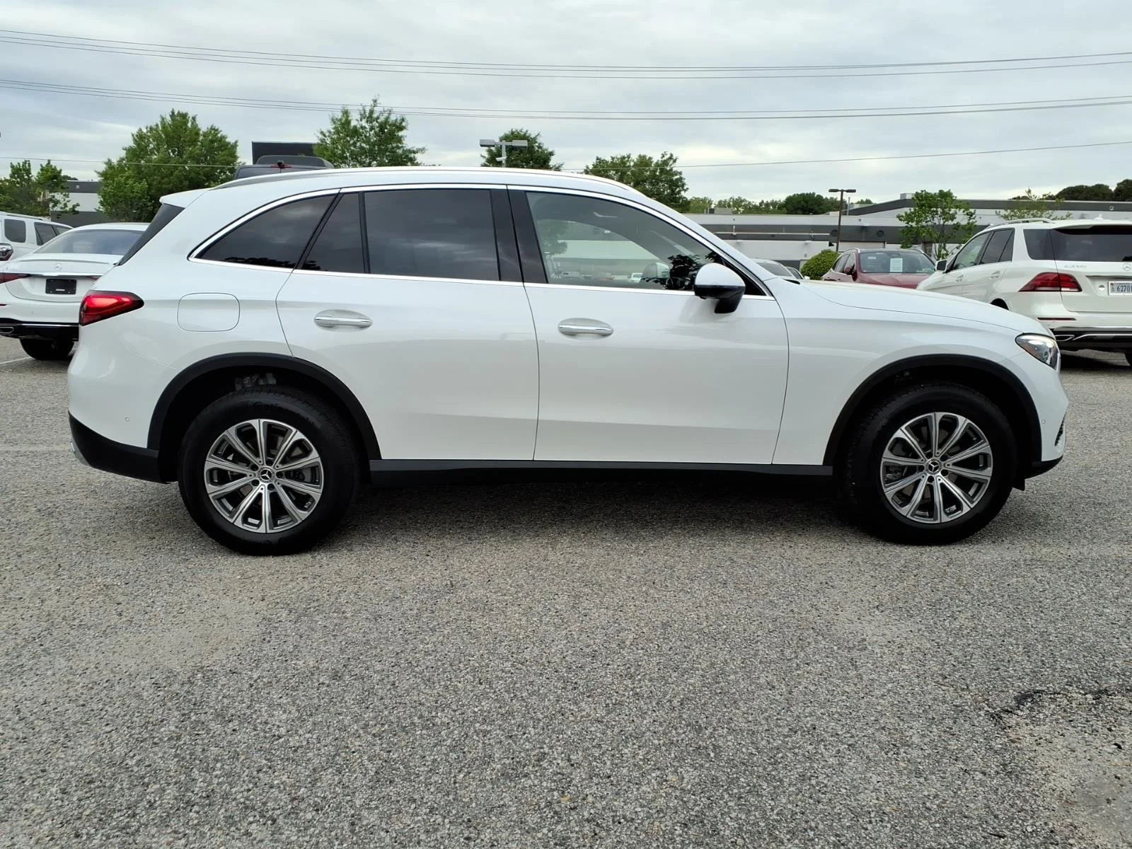 New 2026 WHITE Mercedes-Benz GLC 300 image 5