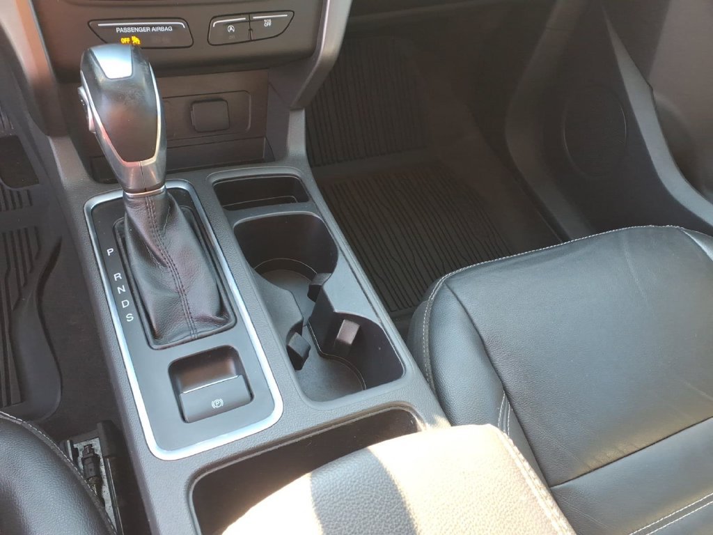 Used 2018 Lightning Blue Metallic Ford SEL image 8