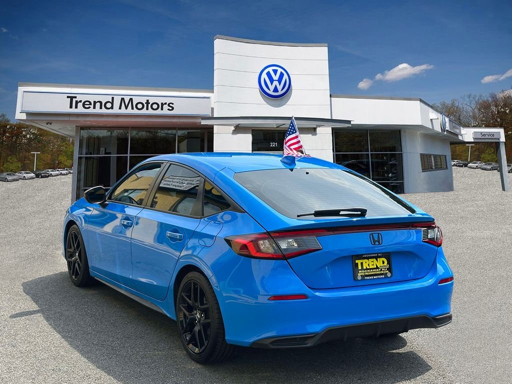 Used 2023  Honda Sport image 4