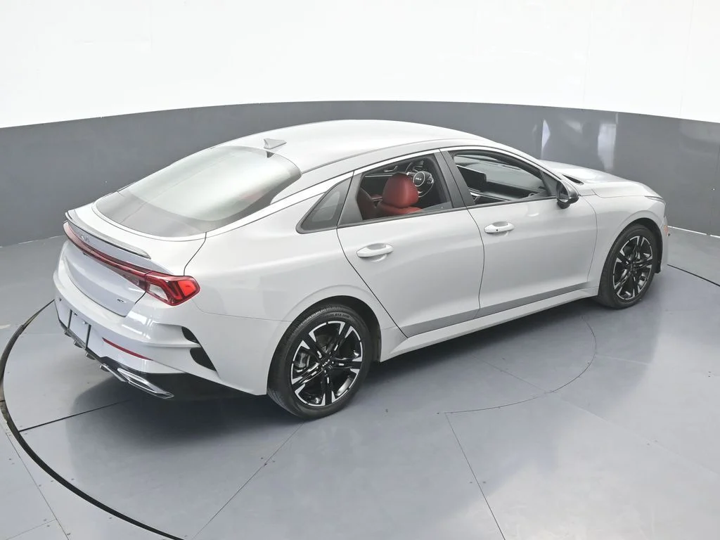 Used 2024 Wolf Gray Kia GT-Line image 55